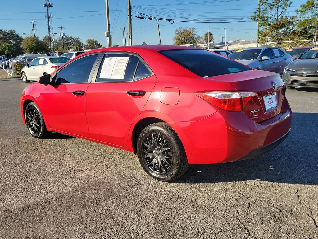 Used 2015 Toyota Corolla LE image 4