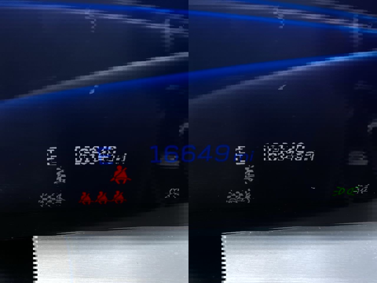 Certified 2024 Cadillac Lyriq Luxury w/ LPO, Floor Liner Package image 4