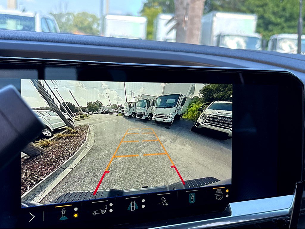 Used 2025 Chevrolet Silverado 2500 High Country w/ Technology Package image 9