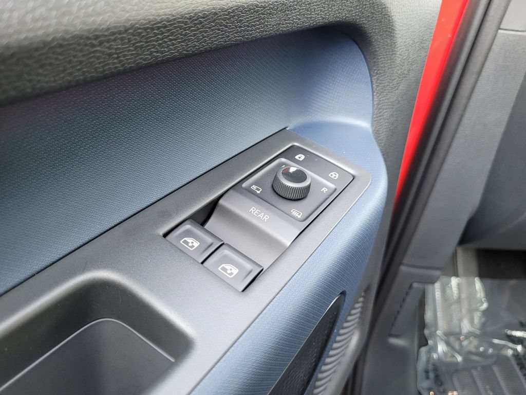 New 2025 Volkswagen ID. Buzz Pro S Plus RWD image 26
