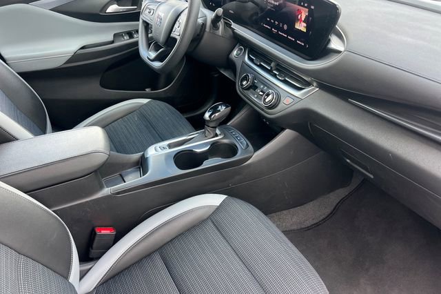 Used 2024 Buick Envista Preferred FWD image 16