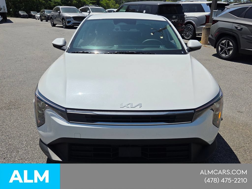 Used 2025 Kia K4 FWD image 3