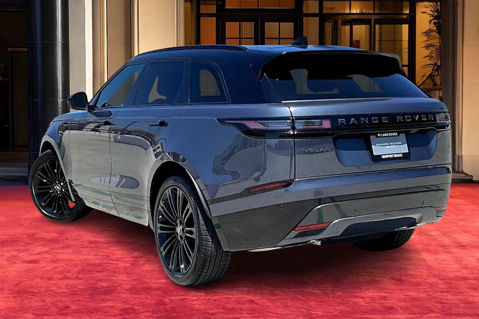 New 2026 Land Rover Range Rover Velar Dynamic SE image 2