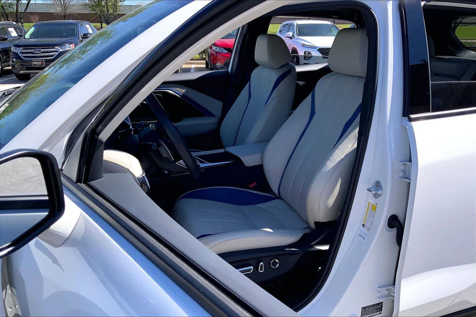 Used 2025 Acura ADX A-Spec image 8
