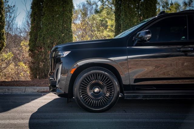 Used 2021 Cadillac Escalade Sport w/ Driver Assist Tech Package image 7