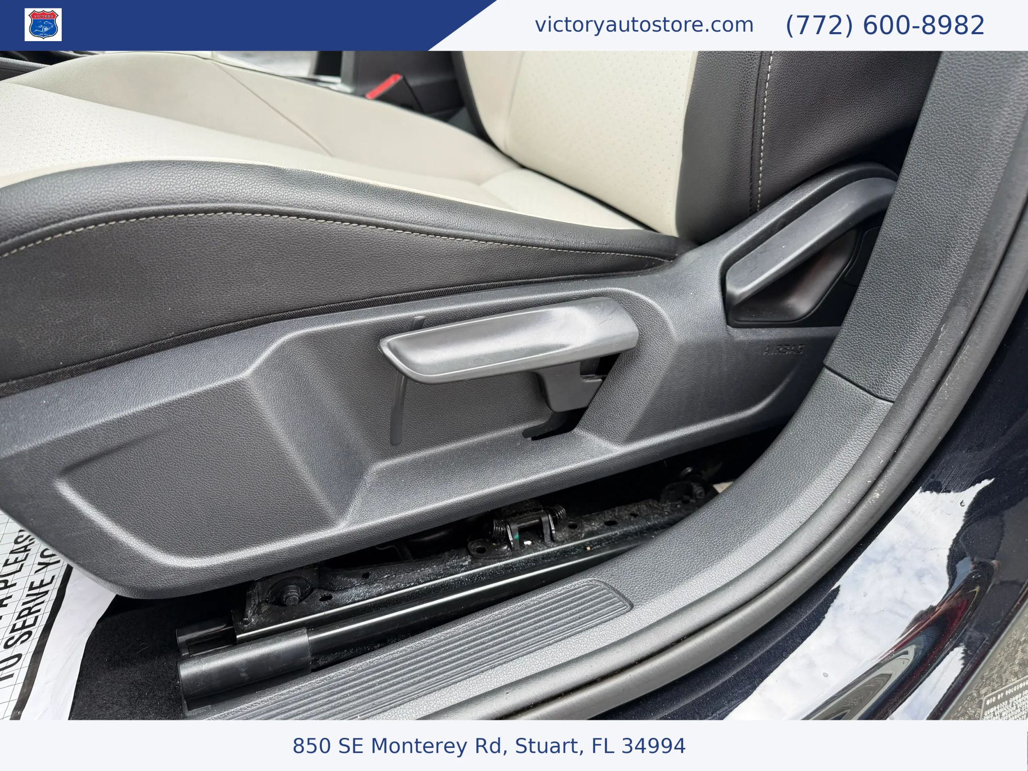 Used 2020 Volkswagen Jetta R-Line w/ R-Line Cold Weather Package FWD image 14