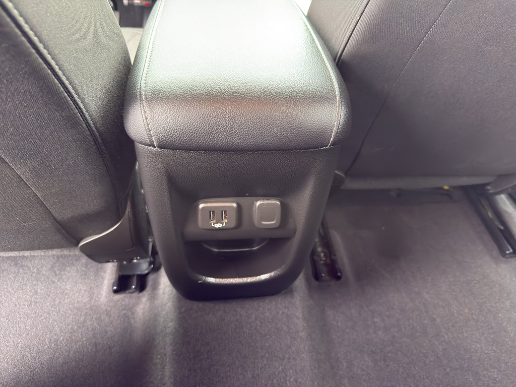 Used 2020 Chevrolet Colorado LT image 32