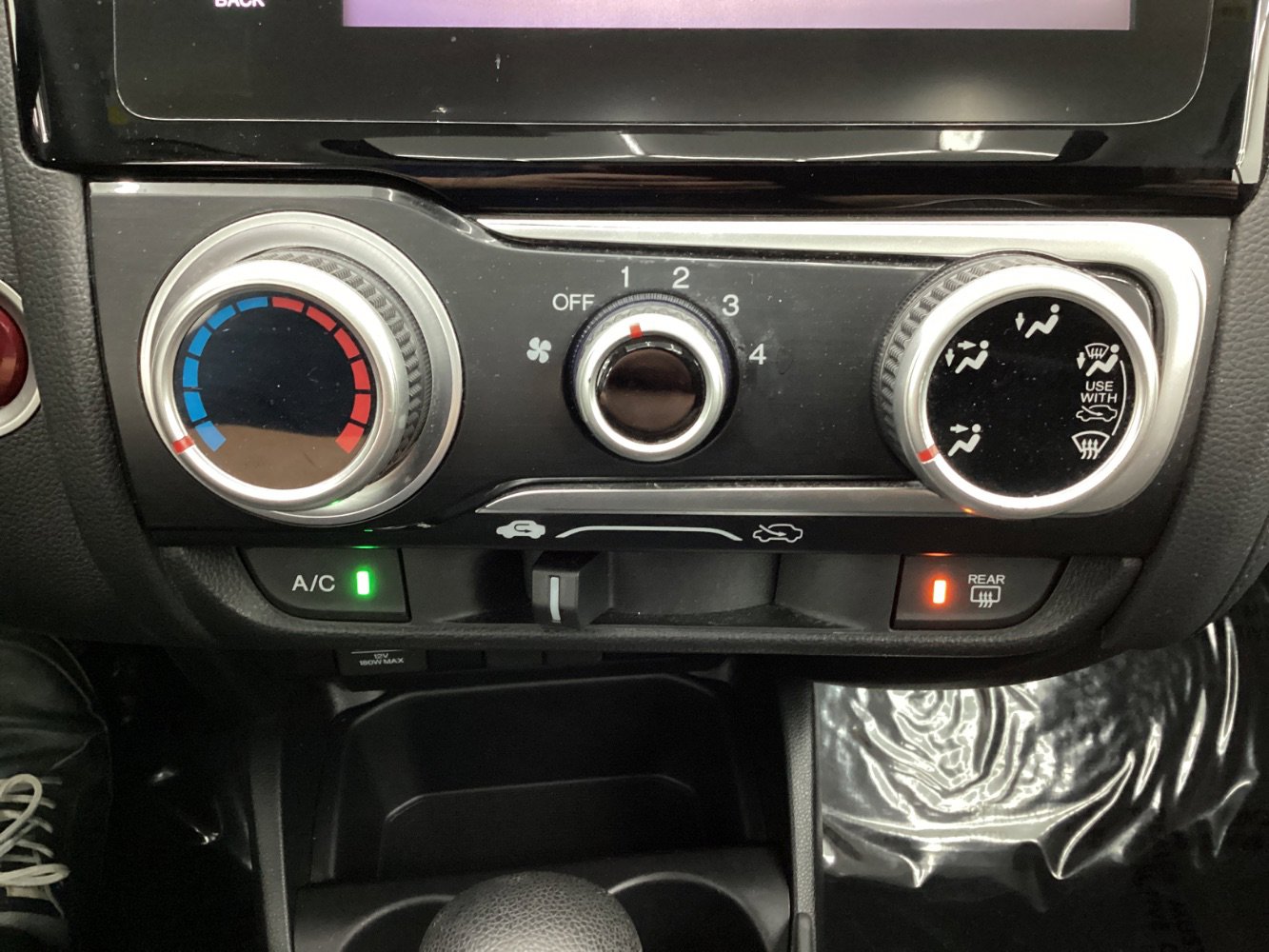 Used 2015 Honda Fit EX image 36