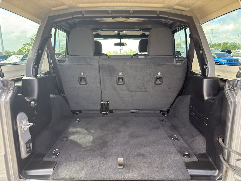Used 2021 Jeep Wrangler Unlimited Sport AWD/4WD image 30