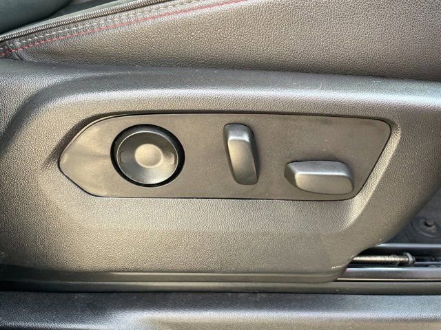 Used 2021 Chevrolet Tahoe RST w/ Luxury Package image 11