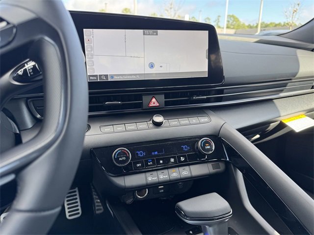 New 2025 Hyundai Elantra SEL image 14