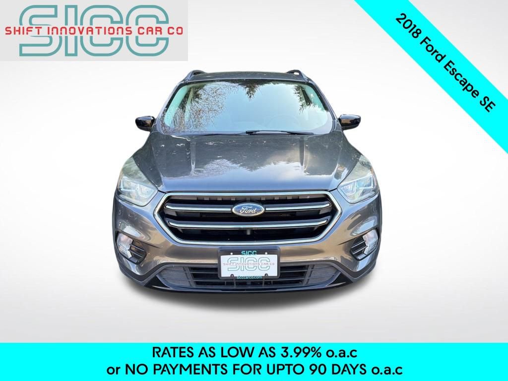 Used 2018 Ford Escape SE w/ SE Sport Appearance Package image 2