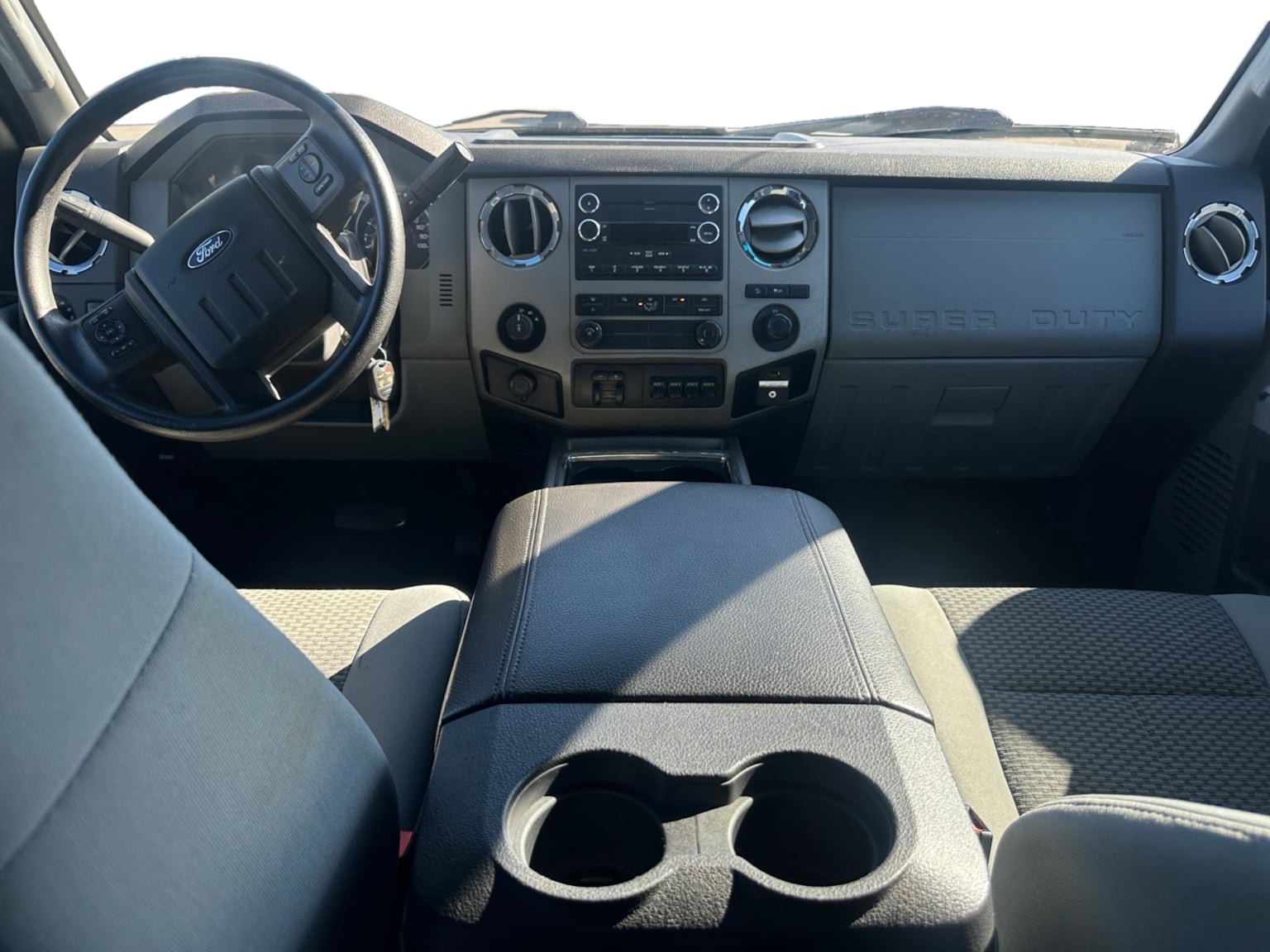 Used 2016 Ford F250 XLT w/ XLT Premium Package AWD/4WD image 11