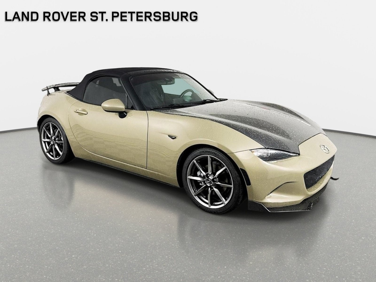 Used 2023 MAZDA MX-5 Miata Grand Touring RWD image 3