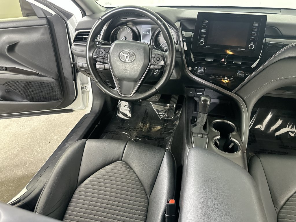 Used 2023 Toyota Camry SE FWD image 19
