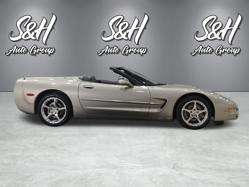 Used 2001 Chevrolet Corvette Convertible w/ Preferred Equipment Group2 image 22