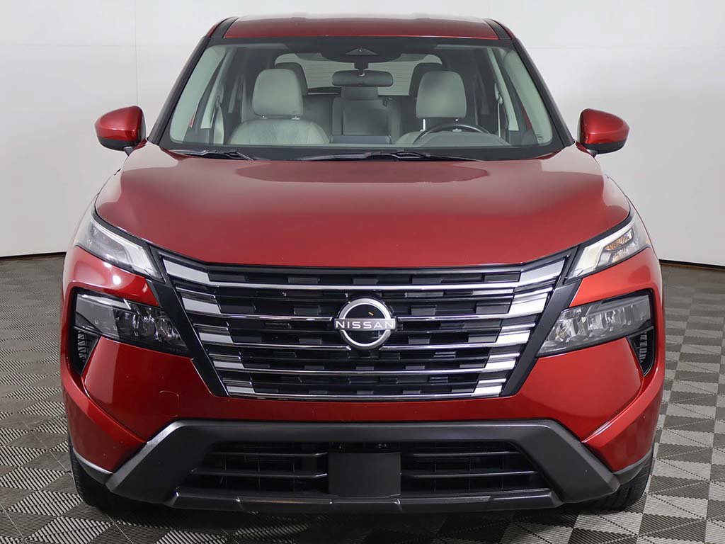 Used 2025 Nissan Rogue SV AWD/4WD image 9