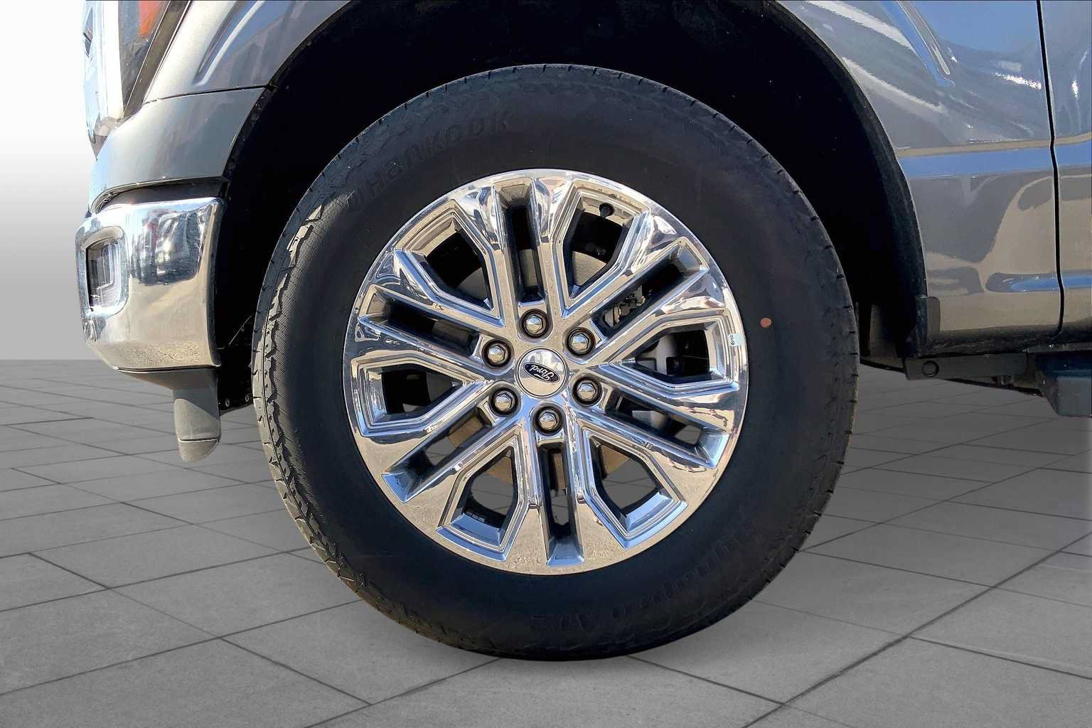 Used 2024 Ford F150 Lariat w/ FX4 Off-Road Package AWD/4WD image 8