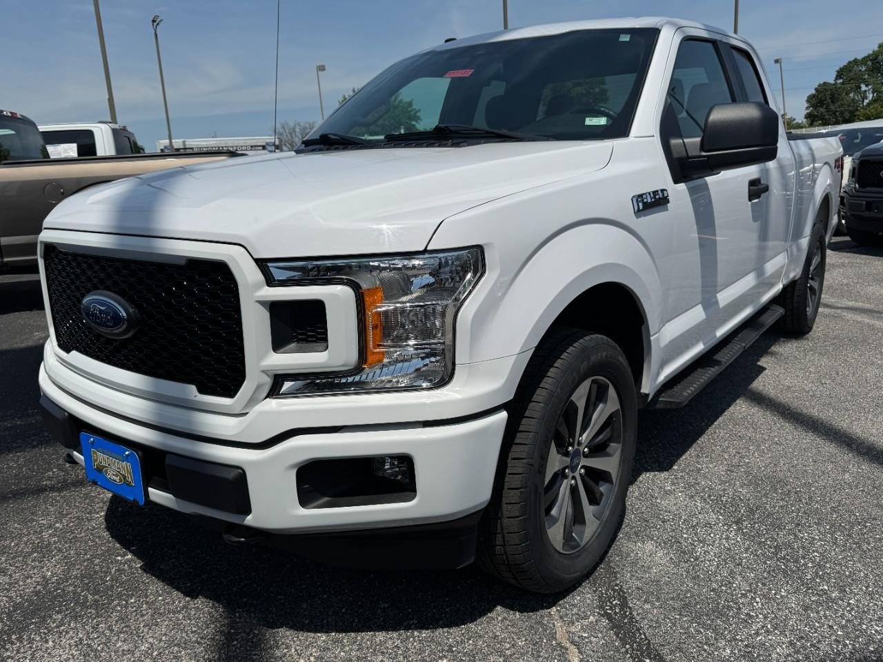 Used 2019 Ford F150 XL w/ Equipment Group 101A Mid AWD/4WD image 9