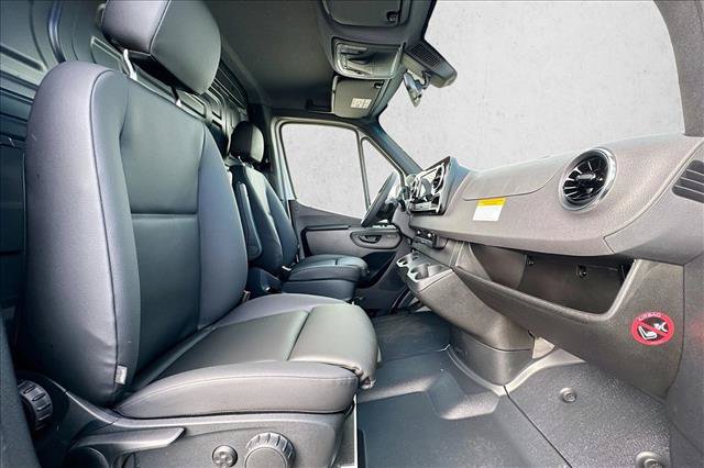 New 2026 Mercedes-Benz Sprinter 2500 image 23