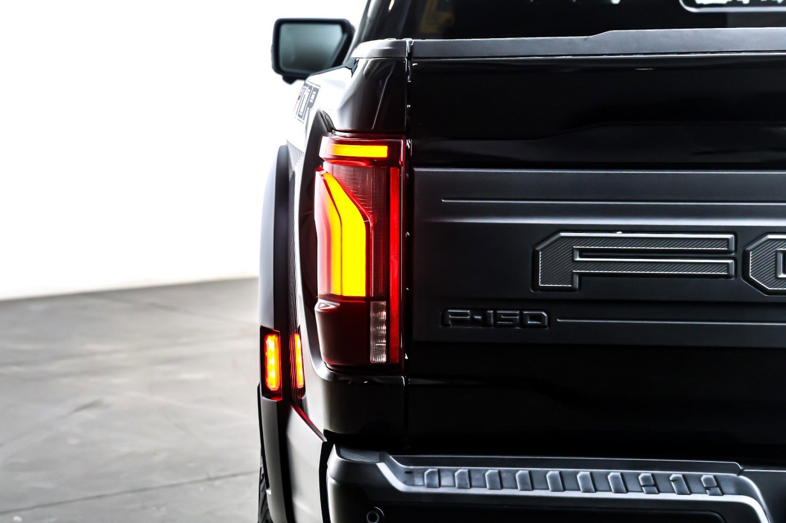 Used 2024 Ford F150 Raptor image 16