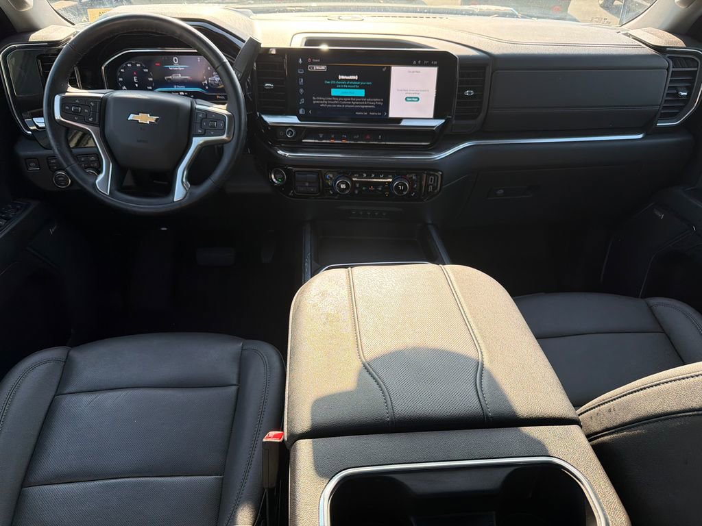 Used 2024 Chevrolet Silverado 3500 LTZ w/ LTZ Convenience Package AWD/4WD image 22