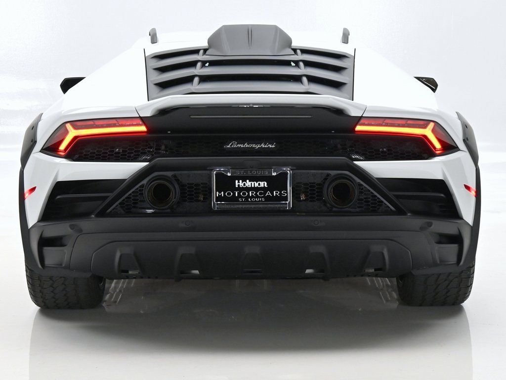 Used 2024 Lamborghini Huracan Sterrato image 36
