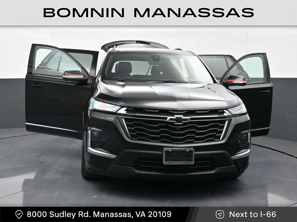 Used 2023 Chevrolet Traverse Premier w/ Redline Edition image 44