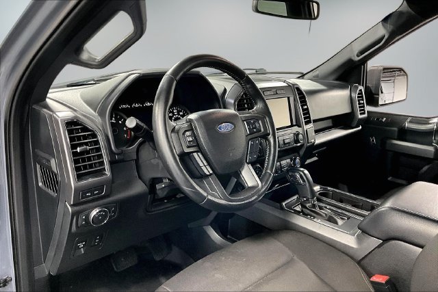 Used 2019 Ford F150 XLT w/ Equipment Group 302A Luxury AWD/4WD image 18