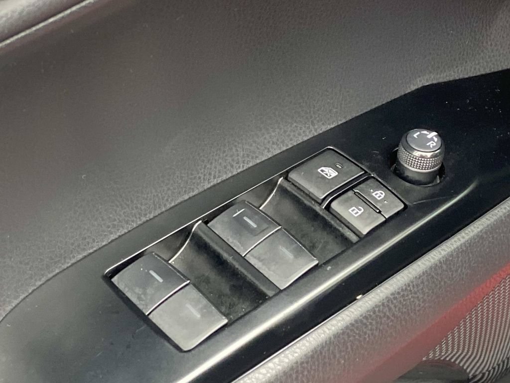 Used 2025 Toyota Camry XSE FWD image 23