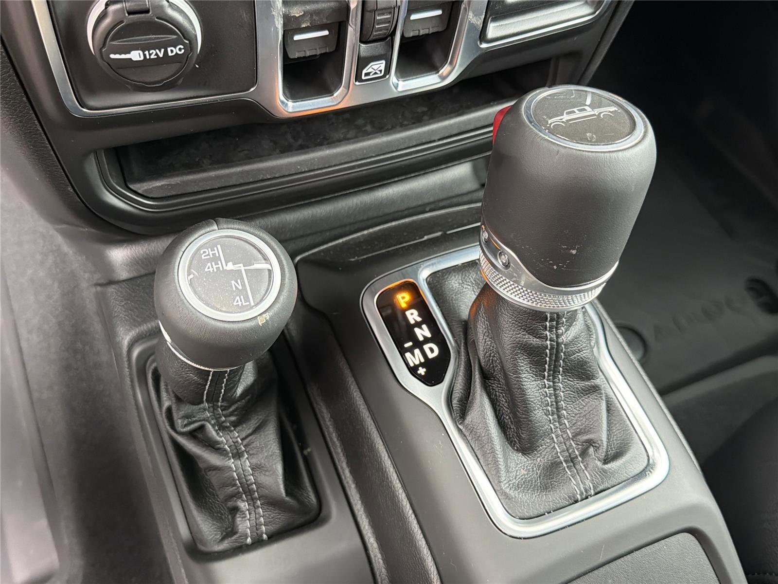 New 2026 Jeep Gladiator Sahara image 28