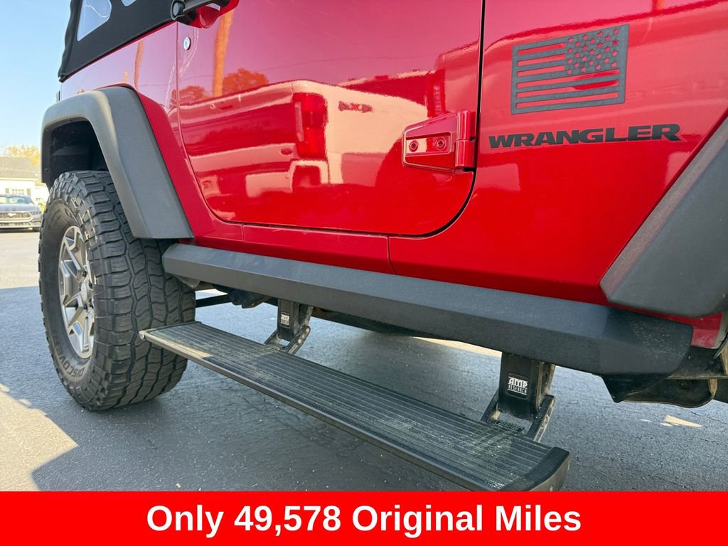 Used 2014 Jeep Wrangler Rubicon w/ Power Convenience Group image 19