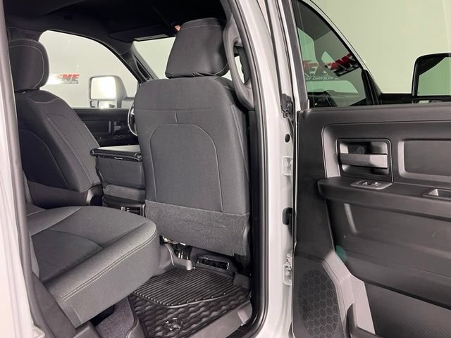 Used 2026 RAM 2500 Warlock AWD/4WD image 28