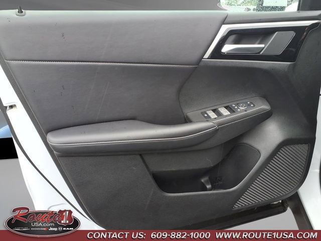 Used 2024 Mitsubishi Outlander SE FWD image 26