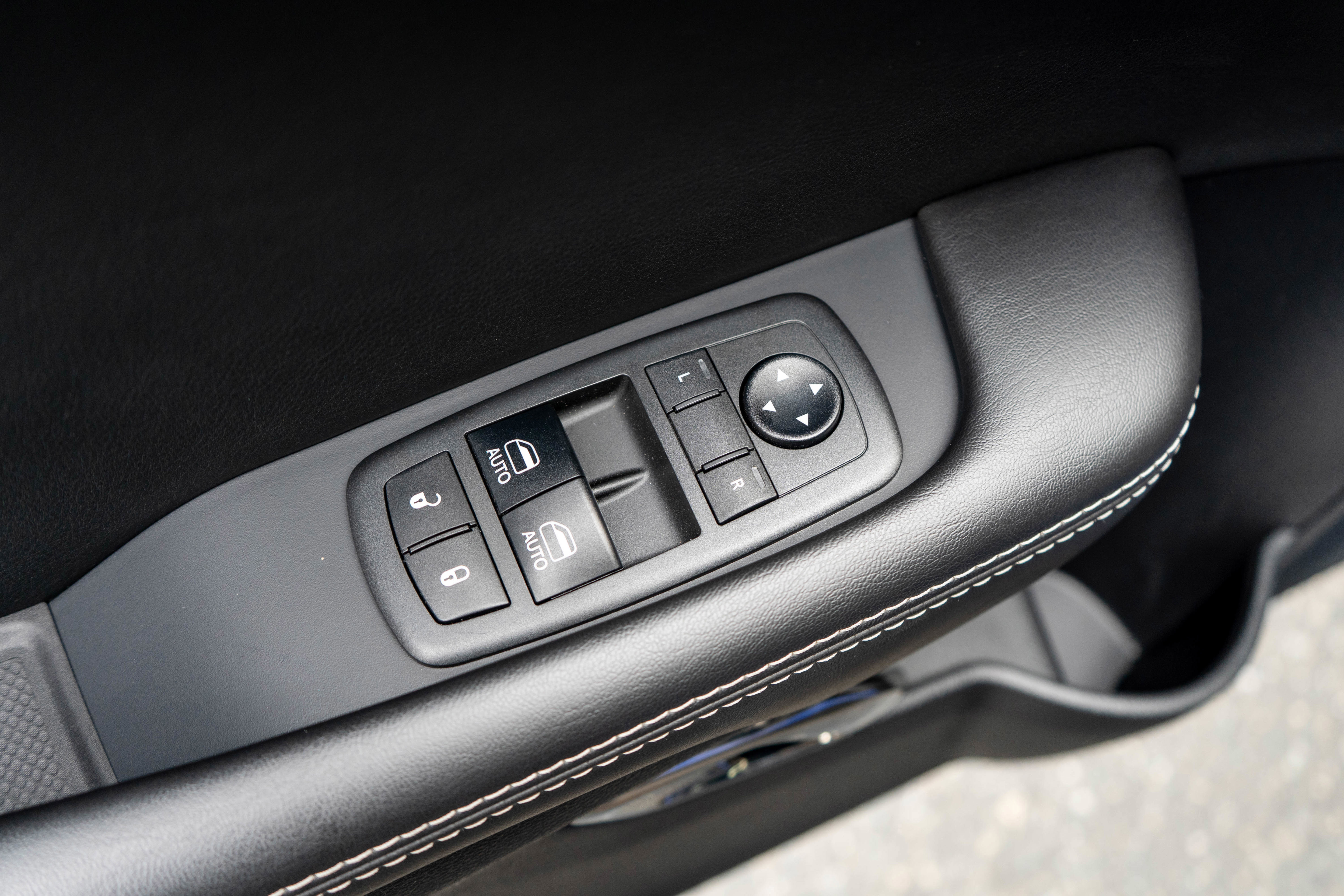 Used 2019 Dodge Challenger SRT Hellcat w/ Laguna Leather Package image 13