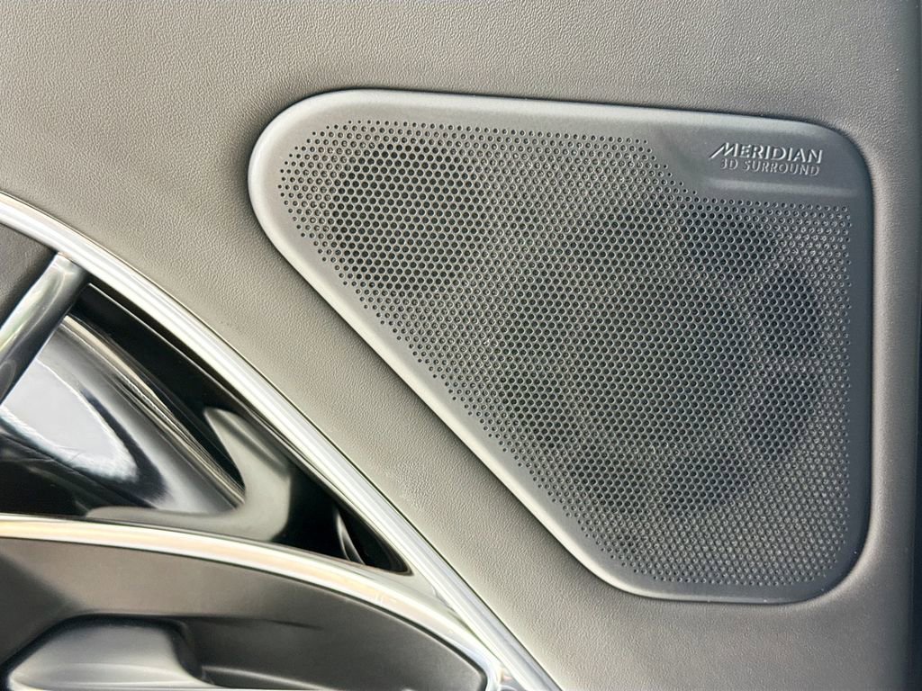 Used 2024 Land Rover Range Rover SE AWD/4WD image 24