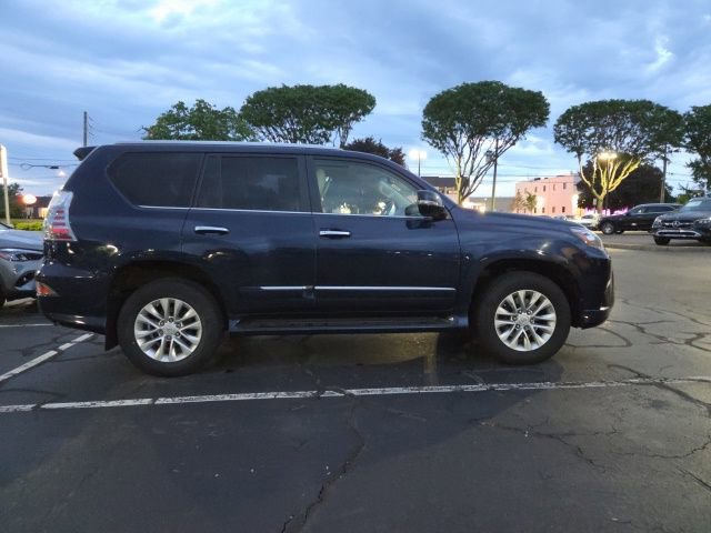 Used 2018 Lexus GX 460 Premium AWD/4WD image 3