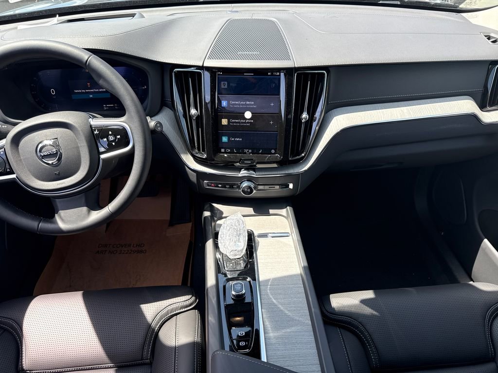 New 2025 Volvo XC60 T8 Ultra image 8