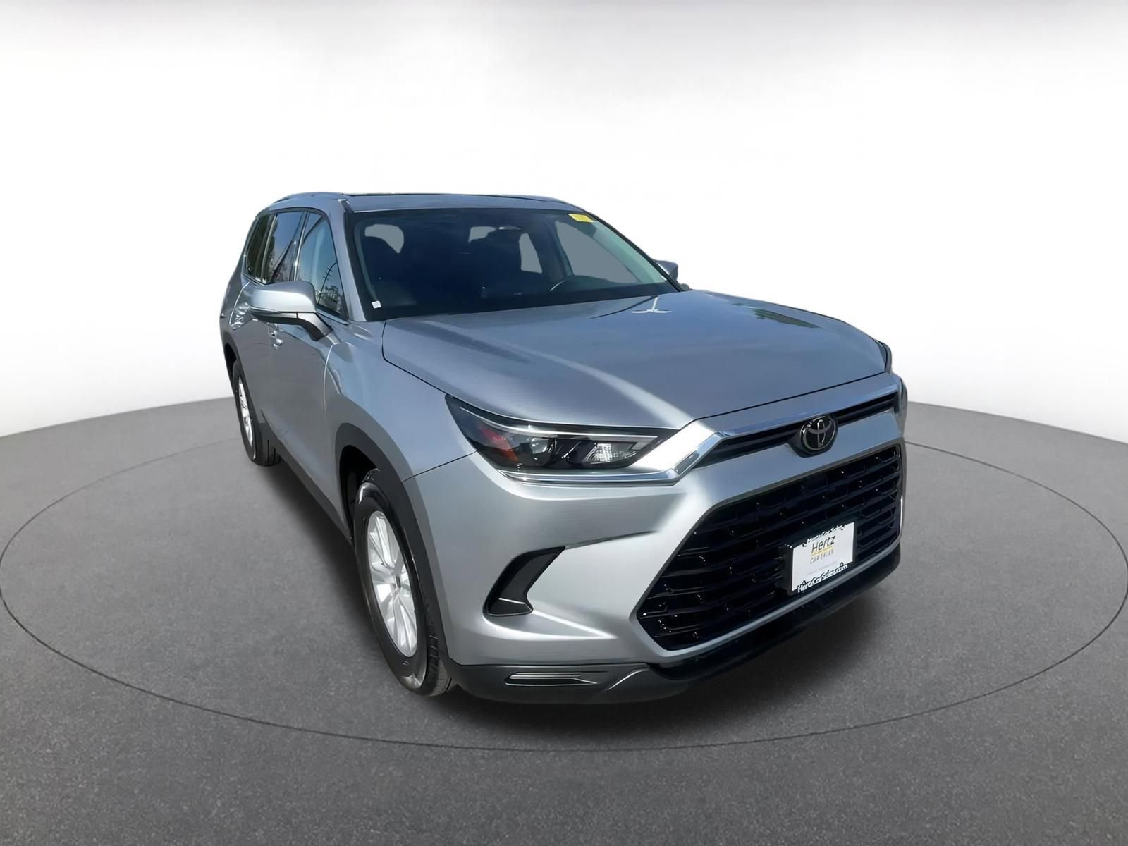 Used 2025 Toyota Grand Highlander FWD image 3