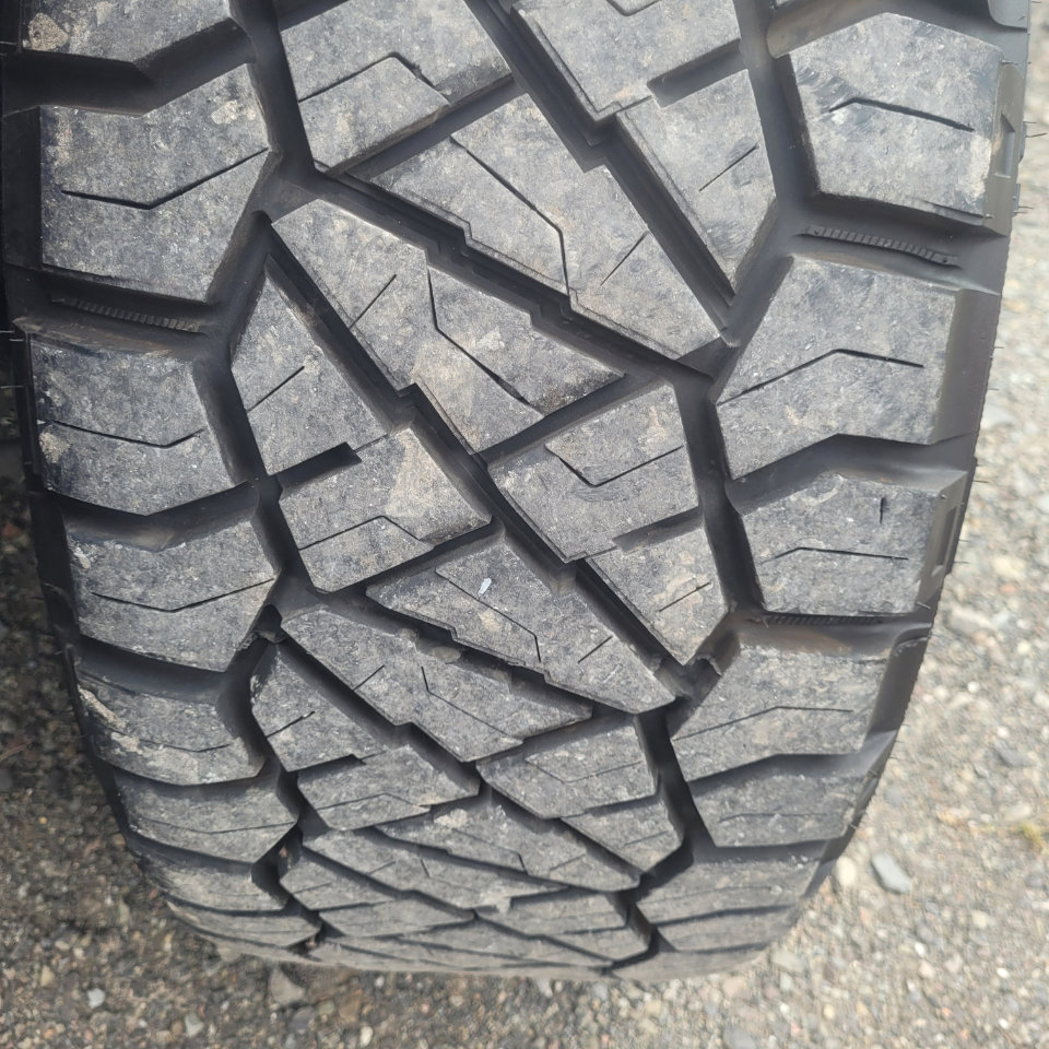 Used 2020 Land Rover Defender 110 S image 41