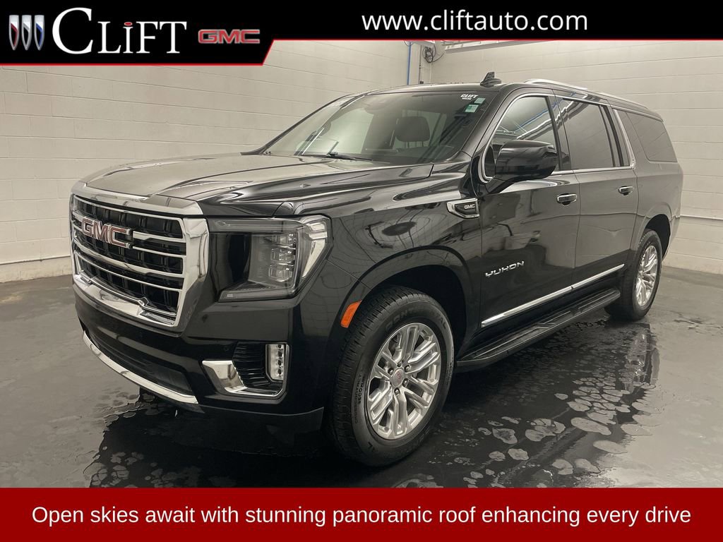 Used 2023 GMC Yukon XL SLT image 1