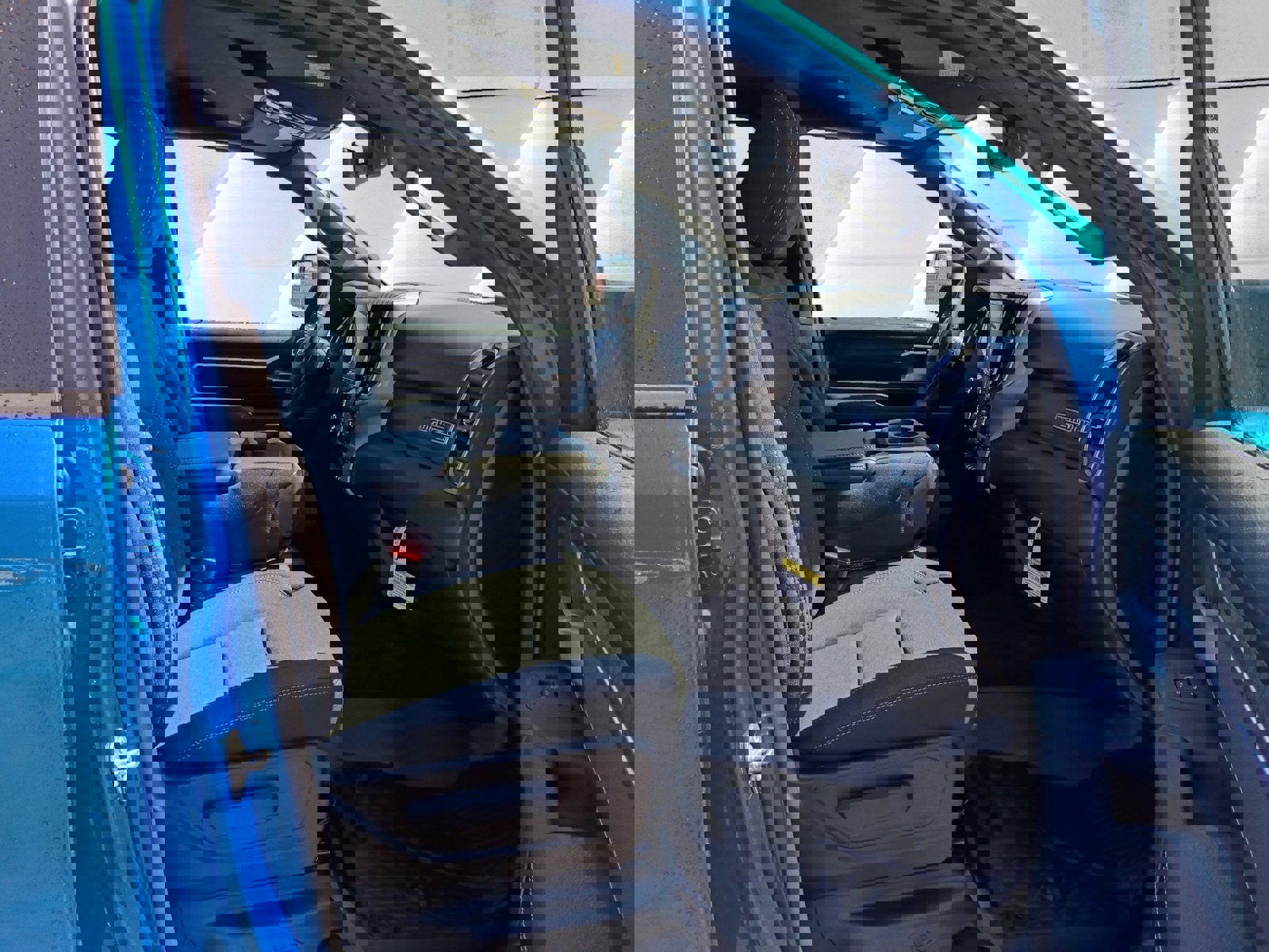 New 2026 RAM 1500 4x4 Crew Cab image 16