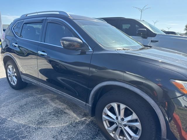 Used 2016 Nissan Rogue SV FWD image 8