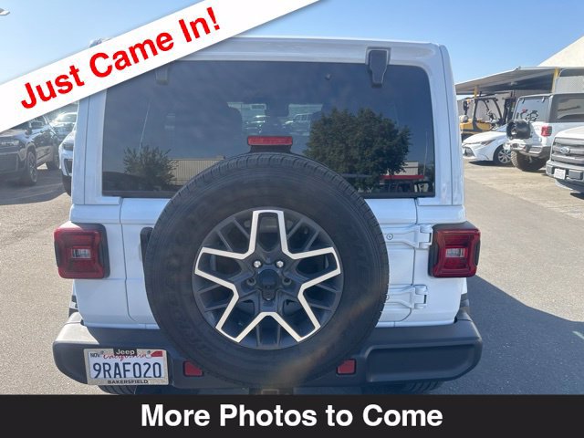 Used 2024 Jeep Wrangler Unlimited Sahara w/ Technology Group AWD/4WD image 4