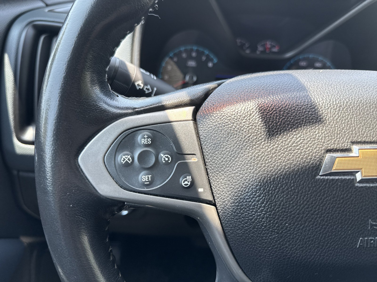 Used 2022 Chevrolet Colorado Z71 AWD/4WD image 22