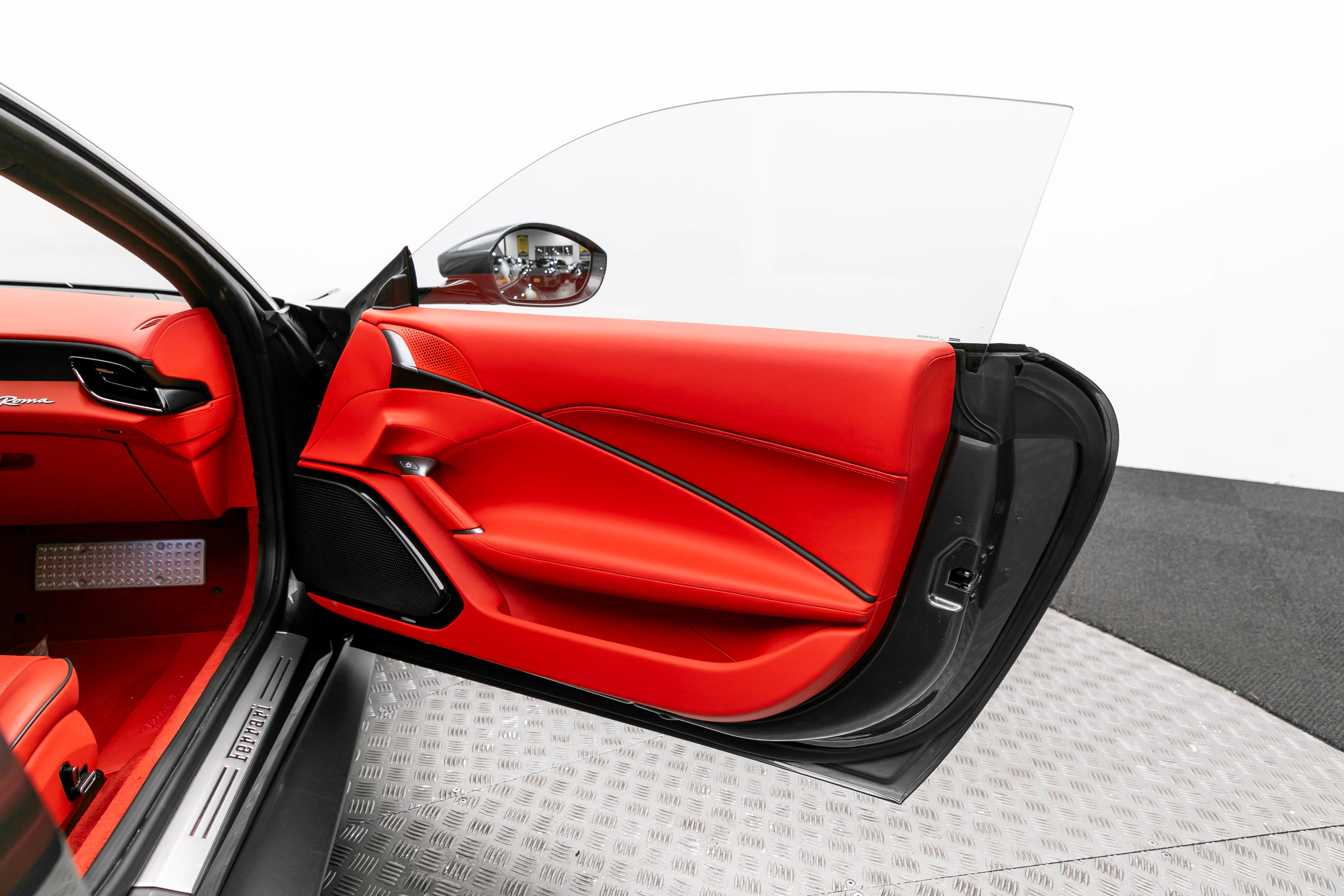 Certified 2024 Ferrari Roma image 34