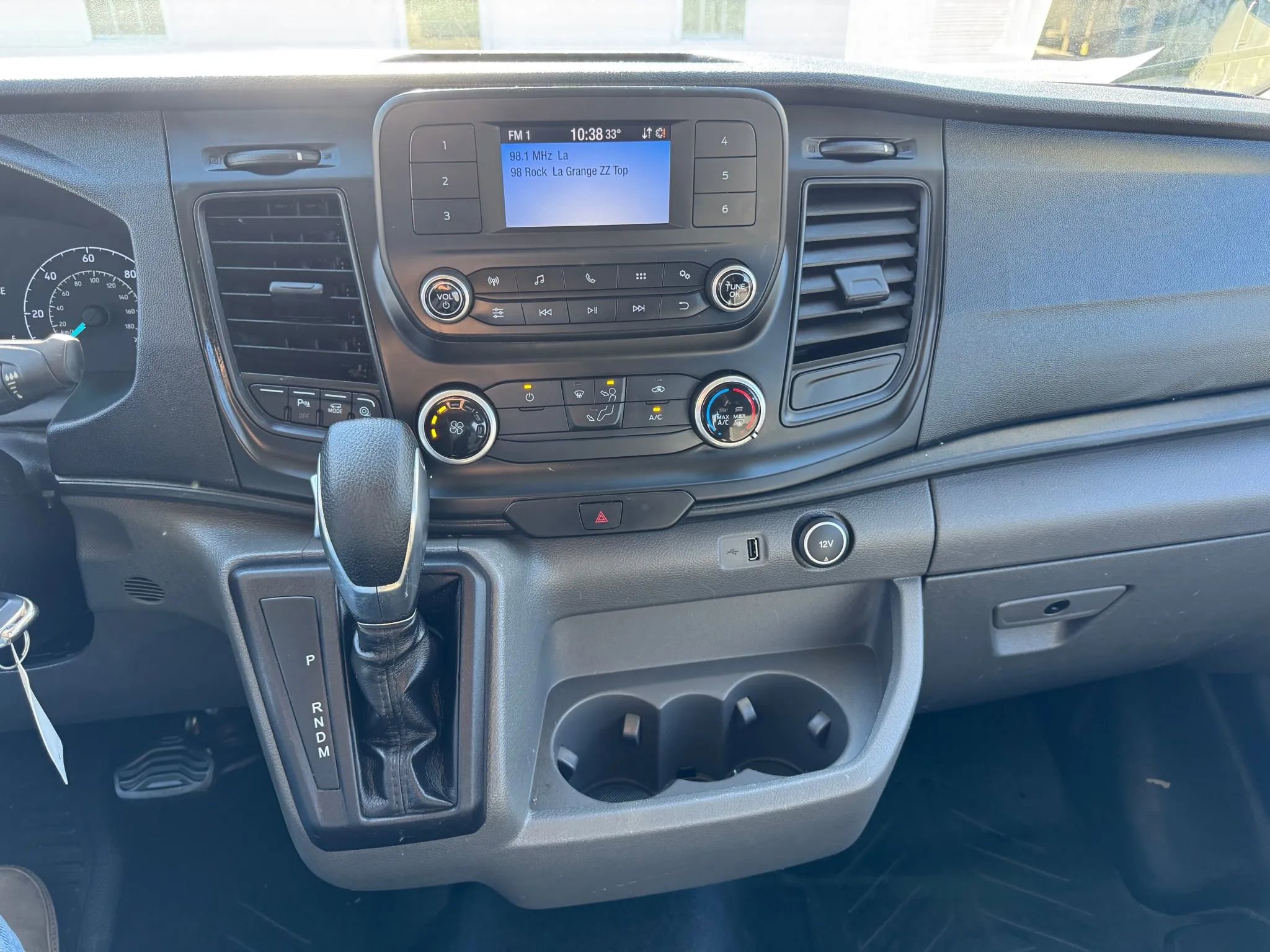 Used 2020 Ford Transit 250 Medium Roof AWD image 18