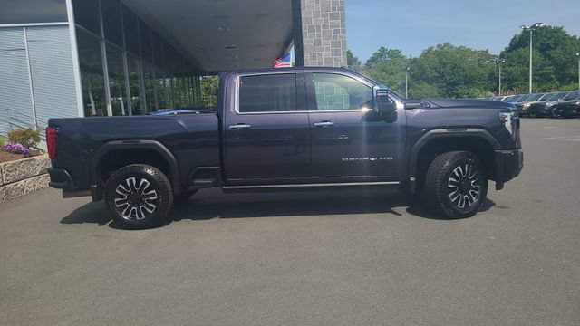 Used 2024 GMC Sierra 2500 Denali Ultimate w/ LPO, GMC Protection Package AWD/4WD image 8