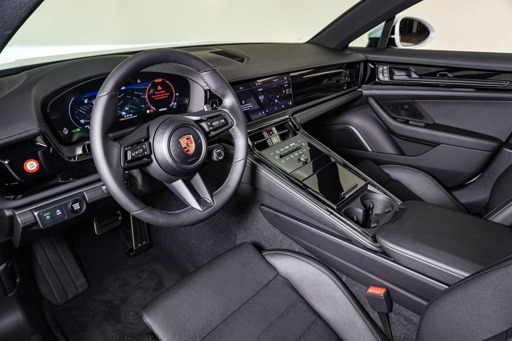 New 2026 Porsche Panamera 4 AWD/4WD image 4