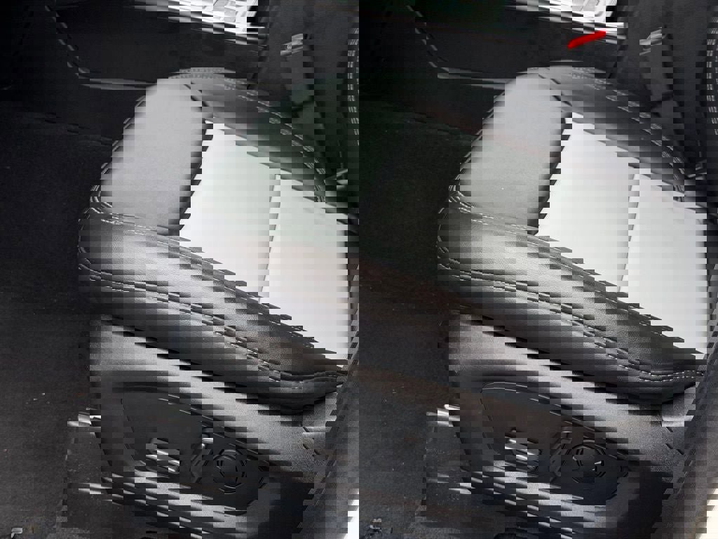 Certified 2023 Ford Explorer XLT w/ Equipment Group 202A image 22